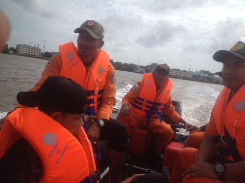 Satu Orang Belum Ditemukan, Tim Gabungan Basarnas Pos Bengkalis Terus Melakukan Pencarian Korban Kap